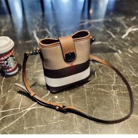 1pc Fashion Plaid Genuine Leather Bucket Bag for Women, Lightweight Shoulder Crossbody Bag with Adjustable Strap, Buckle Closure, Polyester Lined, Edge Paint Detail - Versatile for Casual and Occasion Use