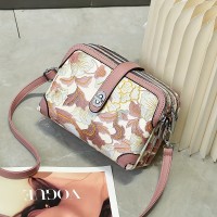 Women's Crossbody Bag with Floral-like Pattern - Pastel Pink, Turn-Lock Closure, Adjustable Strap - Lightweight PU Purse for Everyday, Valentine's Gift, Parties - Elegant Ladies Handbag with Secure Closure