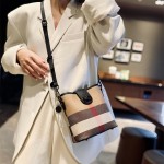1pc Fashion Plaid Genuine Leather Bucket Bag for Women, Lightweight Shoulder Crossbody Bag with Adjustable Strap, Buckle Closure, Polyester Lined, Edge Paint Detail - Versatile for Casual and Occasion Use